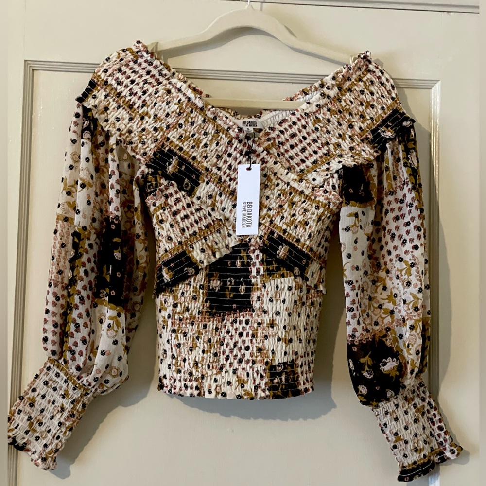 BB DAKOTA STEVE MADDEN: NWT.